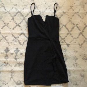 FashionNova Mini Black Slit Dress Small